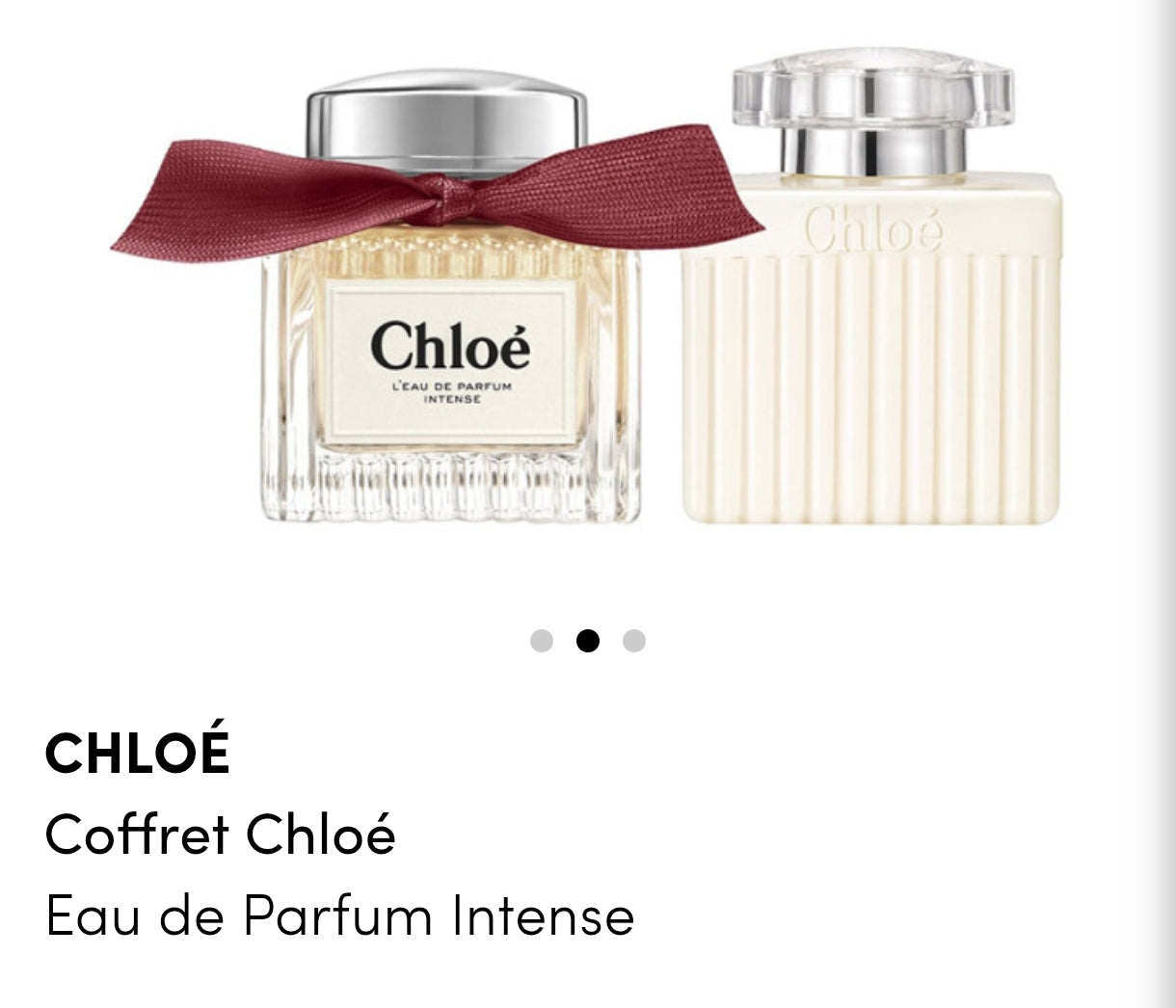 Découvrez la beauté florale du coffret cadeau Eau de Parfum pour femme Chloé.

L'Eau de Parfum Intense est un parfum pour femme addictif et floral qui s'ouvre sur des notes vibrantes de framboise juteuse, soulignant la sensualité de la rose sous-jacente.
